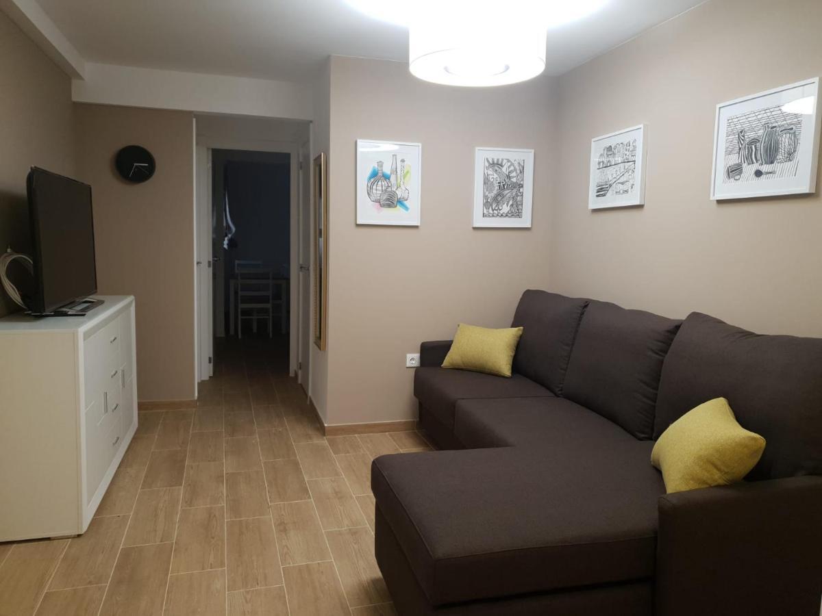 Apartamento Delux Benidormアパートメント エクステリア 写真