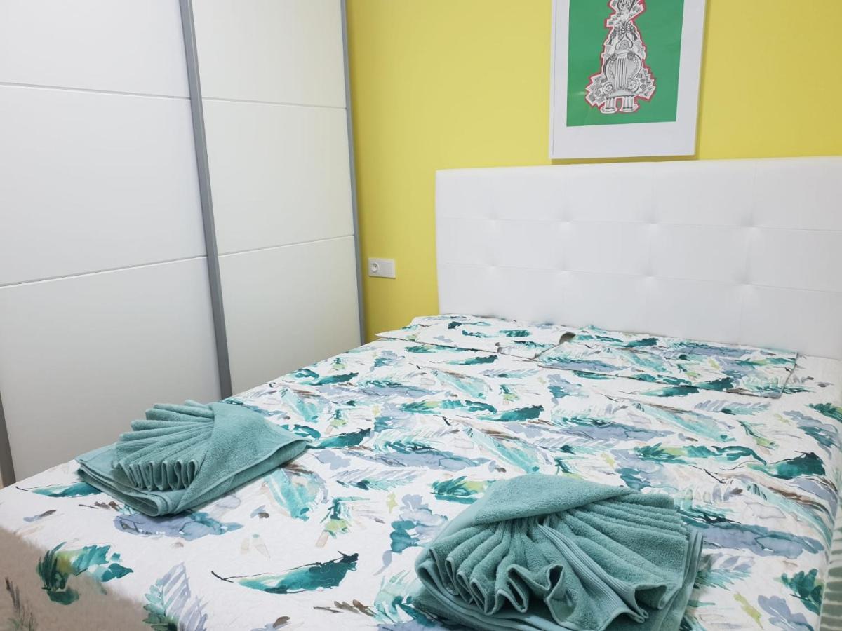 Apartamento Delux Benidormアパートメント エクステリア 写真
